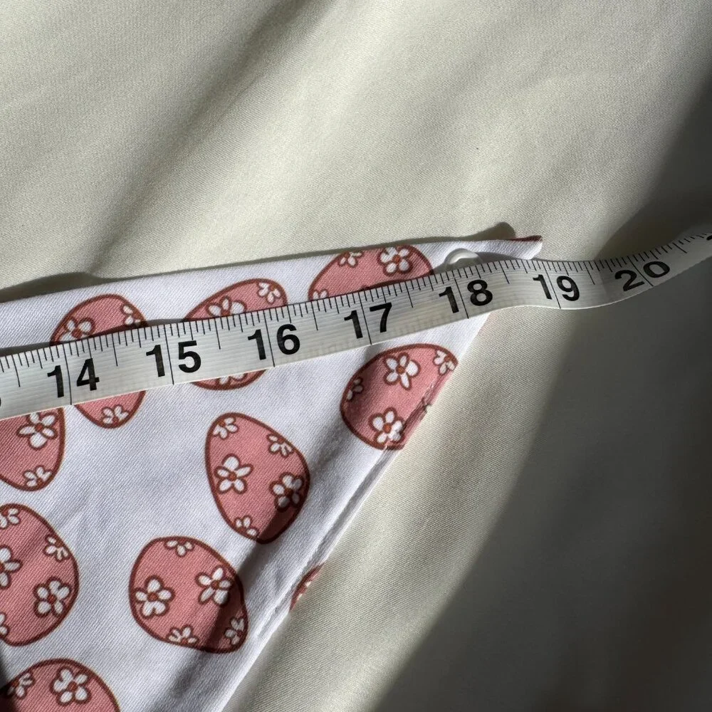 NWT Loic by Design Easter Egg Pattern Easter Dog Bandana, White and Pink, M